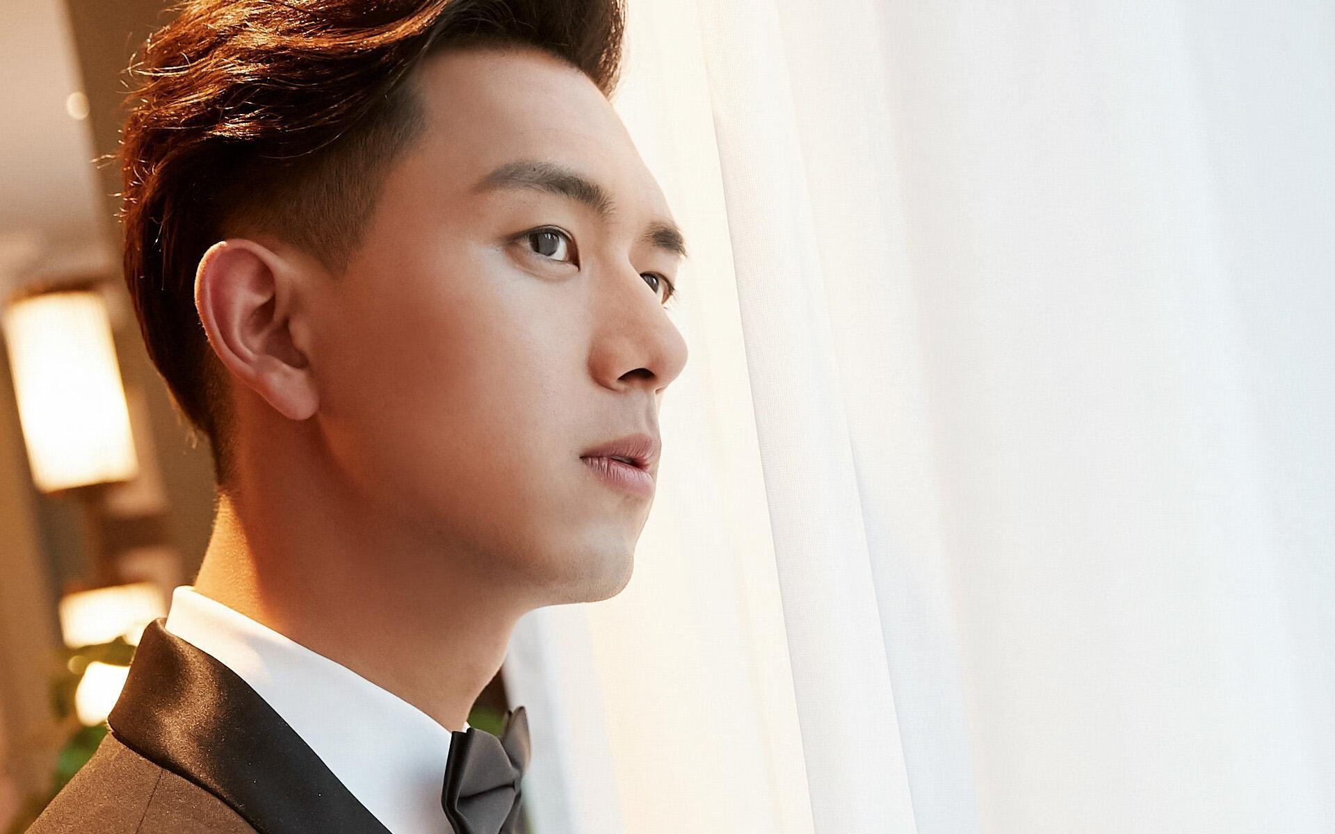 极寒雪原：冰雪赛道上的速度激情，在极寒模式中怎么滑雪