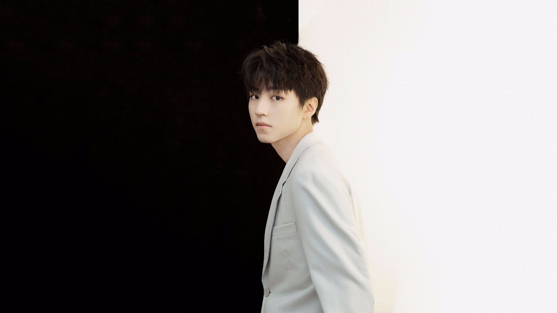 战术切换频率是否直接关联球队丢球时间段，战术转换